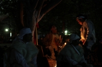 Lunes 10 de diciembre del 2018. En esta noche tan triste para Chiapa de Corzo, los peregrinos de las diferentes comunidades de Los Altos de Chiapas descansan esta noche en La Plaza de Armas de esta comunidad de la ribera del Rio Grande...