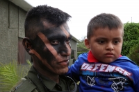 Miércoles 28 de diciembre. Nuevos elementos castrenses. Chicoasen, Chiapas. Elementos del Ejercito Mexicano terminan esta mañana la primera fase del Adiestramiento de Combate Individual de la VII Región Militar graduándose 201 elementos que conforman el p Miércoles 28 de diciembre. Nuevos elementos castrenses. Chicoasen, Chiapas. Elementos del Ejercito Mexicano terminan esta mañana la primera fase del Adiestramiento de Combate Individual de la VII Región Militar graduándose 201 elementos que conforman el p