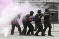 Miércoles 28 de diciembre. Nuevos elementos castrenses. Chicoasen, Chiapas. Elementos del Ejercito Mexicano terminan esta mañana la primera fase del Adiestramiento de Combate Individual de la VII Región Militar graduándose 201 elementos  que conforman el 