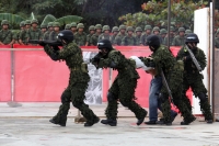 Miércoles 28 de diciembre. Nuevos elementos castrenses. Chicoasen, Chiapas. Elementos del Ejercito Mexicano terminan esta mañana la primera fase del Adiestramiento de Combate Individual de la VII Región Militar graduándose 201 elementos  que conforman el 