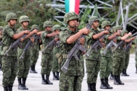 Miércoles 28 de diciembre. Nuevos elementos castrenses. Chicoasen, Chiapas. Elementos del Ejercito Mexicano terminan esta mañana la primera fase del Adiestramiento de Combate Individual de la VII Región Militar graduándose 201 elementos que conforman el Miércoles 28 de diciembre. Nuevos elementos castrenses. Chicoasen, Chiapas. Elementos del Ejercito Mexicano terminan esta mañana la primera fase del Adiestramiento de Combate Individual de la VII Región Militar graduándose 201 elementos que conforman el