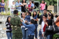 Miércoles 28 de diciembre. Nuevos elementos castrenses. Chicoasen, Chiapas. Elementos del Ejercito Mexicano terminan esta mañana la primera fase del Adiestramiento de Combate Individual de la VII Región Militar graduándose 201 elementos  que conforman el 