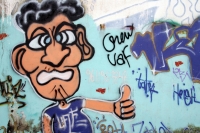 Miércoles 13 de octubre. Los artistas visuales han encontrado en la ciudad de Tuxtla Gutiérrez un lugar donde pueden realizar diferentes manifestaciones de arte callejero, siendo el graffiti una de las practicas utilizadas e incluso contratadas por las au