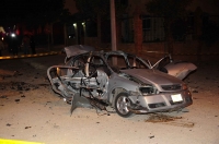 Dos atentados con grandas en las cercanías de las instalaciones de la Procuraduría General de Justicia de Chiapas y de la Fiscalía Especializada contra la Delincuencia Organizada dejan como saldo a una persona muerta y un herido esta noche en la ciudad de