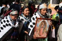 20231210. San Cristóbal de las Casas. Peregrinos en el Barrio de Guadalupe.