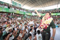 Sábado 19 de mayo del 2012. Tuxtla Gutiérrez, Chiapas. Manuel el Güero Velazco, durante su toma de protesta como candidato a la gubernatura de Chiapas ante los militantes del Partido Verde.