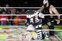 Sábado 6 de octubre del 2013. Tuxtla Gutiérrez. Esta noche se lleva a cabo la función de lucha libre profesional Guerra de Leyendas 2.