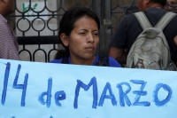 Lunes 14 de marzo del 2016. Tuxtla Gutiérrez. Miembros de ONG´s se manifiestan en las instalaciones del congreso de Chiapas exigiendo mayores medidas de seguridad para Gustavo Castro quien permanece en Honduras después del asesinato de la activista Berta 