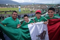 Jueves 9 de octubre del 2014. Tuxtla Gutiérrez. Los aficionados durante el partido de México vs Honduras.