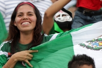 Jueves 9 de octubre del 2014. Tuxtla Gutiérrez. Los aficionados durante el partido de México vs Honduras.