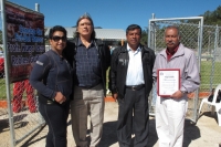 Domingo 19 de noviembre del 2012. San Cristóbal de las Casas. Cancha de fut bol infantil con el nombre del periodista y locutor Hugo Isaac Robles Guillen.