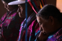 Miércoles 7 de octubre del 2015. San Cristóbal de las Casas. Una Boda Zinacanteca. El Centro de Textiles del Mundo Maya presenta este medio día, la vitrina denominada Una Boda Zinacanteca inspirada en una fotografía fechada en 1963 de la unión de Andrés y