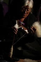 Miércoles 18 de noviembre del 2015. San Cristóbal de las Casas, María Pérez López, indígena tsotsil, considerada Tesoro Humano Vivo por la Dirección de Culturas Populares del Conaculta y la Sedesol, durante el Conversatorio organizado en el Encuentro de T