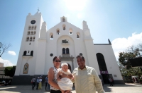 Domingo 22 de marzo del 2020. Tuxtla Gutiérrez. Solo asisten los padrinos a los discretos bautizos que se realizan a puerta cerrada en la Catedral de San Marcos durante la contingencia del Covid-19