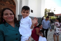 Domingo 22 de marzo del 2020. Tuxtla Gutiérrez. Solo asisten los padrinos a los discretos bautizos que se realizan a puerta cerrada en la Catedral de San Marcos durante la contingencia del Covid-19