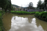 Sábado 22 de junio del 2013. Foto/Miradasur. Habitantes de la Colonia El Relicario de esta colonial ciudad denuncian la nula intervención de las autoridades municipales y de Protección Civil después de las afectaciones de las lluvias del pasado jueves.