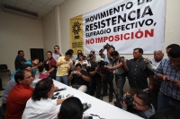 Jueves 9 de febrero del 2012. Llaman a la resistencia en contra de la imposición. Tuxtla Gutiérrez, Chiapas. Alejandro Gamboa ex dirigente estatal llama a la resistencia en contra de la imposición en el PRD en una reunión de trabajo con militantes de este Jueves 9 de febrero del 2012. Llaman a la resistencia en contra de la imposición. Tuxtla Gutiérrez, Chiapas. Alejandro Gamboa ex dirigente estatal llama a la resistencia en contra de la imposición en el PRD en una reunión de trabajo con militantes de este
