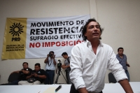 Jueves 9 de febrero del 2012. Llaman a la resistencia en contra de la imposición. Tuxtla Gutiérrez, Chiapas. Alejandro Gamboa ex dirigente estatal llama a la resistencia en contra de la imposición en el PRD en una reunión de trabajo con militantes de este Jueves 9 de febrero del 2012. Llaman a la resistencia en contra de la imposición. Tuxtla Gutiérrez, Chiapas. Alejandro Gamboa ex dirigente estatal llama a la resistencia en contra de la imposición en el PRD en una reunión de trabajo con militantes de este