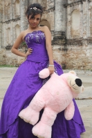 Lunes 17 de octubre. Los XV de Itzel.
