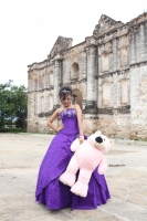 Lunes 17 de octubre. Los XV de Itzel.