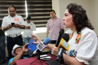 Lunes 4 de septiembre del 2017. Tuxtla Gutiérrez. Ivonne Ortega, ex gobernadora priista de Yucatán en conferencia de prensa habla sobre su aspiración polÃÂtica para ser candidata a la presidencia de México en el siguiente proceso electoral. Lunes 4 de septiembre del 2017. Tuxtla Gutiérrez. Ivonne Ortega, ex gobernadora priista de Yucatán en conferencia de prensa habla sobre su aspiración polÃÂtica para ser candidata a la presidencia de México en el siguiente proceso electoral.