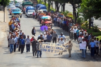 Ejidatarios del municipio de Ixtapa se manifiestan esta mañana en las calles de la ciudad