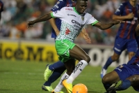 Sábado 26 de abril del 2014. Tuxtla Gutiérrez. Aspectos del partido entre Jaguares de Chiapas y el Atlante esta noche en el estadio Zoque.