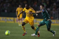 Sábado 21 de febrero del 2015. Tuxtla Gutiérrez. Jaguares recibe a los tigres esta noche en el estadio zoque.