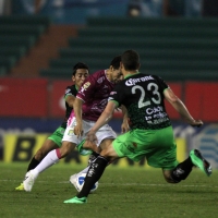 Sábado 1 de marzo del 2014. Tuxtla Gutiérrez. Aspectos del partido entre Jaguares de Chiapas y el León.