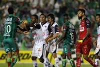 Sábado 2 de mayo del 2015. Tuxtla Gutiérrez. Aspecto del encuentro entre Jaguares de Chiapas y Monterrey.