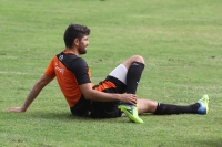 Jueves 2 de enero del 2014. Tuxtla Gutiérrez. Los Jaguares de Chiapas durante el entrenamiento de esta mañana en la cancha alterna del Estadio Zoque de esta ciudad.