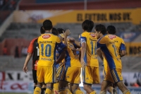 Sábado 20 de julio del 2012. Tuxtla Gutiérrez, Chiapas. Aspectos del partido entre Tigres y Jaguares de Chiapas, esta tarde en el estadio Zoque de esta ciudad.