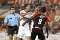 Viernes 14 de septiembre del 2012. Tuxtla Gutiérrez, Chiapas. El equipo Jaguares de Chiapas obtiene un respiro al ganar por dos tantos a cero al Toluca, esta noche en el Estadio Zoque de esta ciudad.