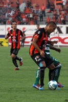 Jueves 3 de mayo del 2012. Acciones del partido entre Jaguares de Chiapas y Santos.