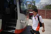 Lunes 14 de marzo. Los jugadores de los Jaguares de Chiapas parten este medio día a Ecuador donde sostendrán el partido de vuelta ante el Emelec dentro de la copa Libertadores.