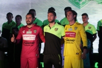 Jueves 14 de julio del 2016. Tuxtla Gutiérrez. Esta noche el equipo Jaguares de Chiapas presenta el uniforme con lo que competirá en esta temporada del fut bol profesional mexicano.