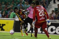 Miércoles 1 de octubre del 2014. Tuxtla Gutiérrez. Aspecto del partido entre Jaguares de Chiapas y Leones Negros.