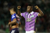 Sábado 31 de octubre del 2015. Tuxtla Gutiérrez. Jaguares de Chiapas recibe esta noche al Puebla, esta noche en el estadio Zoque de este estado del sureste de México.