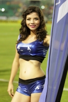 Sábado 22 de noviembre del 2014. Tuxtla Gutiérrez. Las animadoras de los patrocinadores del partido entre Jaguares de Chiapas y Querétaro esta noche en el estadio Zoque.