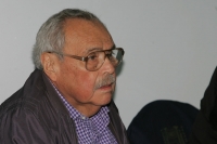Laco Zepeda y Carlos Román durante la presentación del libro El Rey en Ácala, La Verdadera Historia de José Alfredo Jiménez de José Martínez Torres y Antonio Duran en la Universidad Autónoma de Chiapas.
