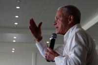 Sábado 16 de diciembre del 2017. Tuxtla Gutiérrez. José Antonio Aguilar Bodegas, renuncia al Partido Institucional esta mañana durante el encuentro de Organizaciones y sectores productivos de Chiapas.