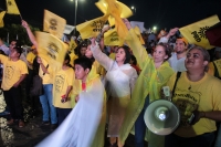 Miércoles 27 de junio del 2018. Tuxtla Gutiérrez. José Antonio Aguilar Bodegas, candidato al gobierno de Chiapas por el PRD PAN y MC acompaña a los candidatos de representación federal y local afines a estos partidos polí­ticos esta noche en el Parqu