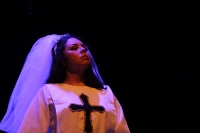 Lunes 28 de noviembre del 2016. Tuxtla Gutiérrez. El Tenorio Chiapaneco 2016. La dulce Inés recibe esta noche las palabras de amor de Don Juan en el Teatro de la Ciudad Emilio Rabasa.