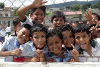 Viernes 25 de agosto del 2017. Tuxtla Gutiérrez. La escuela primaria Josefa Ortiz de Domí­nguez intenta construir sus instalaciones en las áreas verdes del fraccionamiento La Misión creando nuevamente el disgusto de los vecinos de este asentamiento del