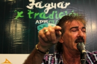 Lunes 15 de junio del 2015. Tuxtla Gutiérrez. Ricardo La Volpe Guarchoni es presentado esta tarde como nuevo director técnico del equipo de Fut bol profesional Jaguares de Chiapas. Lunes 15 de junio del 2015. Tuxtla Gutiérrez. Ricardo La Volpe Guarchoni es presentado esta tarde como nuevo director técnico del equipo de Fut bol profesional Jaguares de Chiapas.
