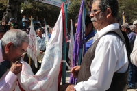 Sábado 10 de febrero del 2018. Comitan de Domí­nguez. Romerí­a de San Caralampio. Durante la Salidas de Flores y Velas durante las fiestas patronales de la Ciudad de las Flores, las manifestaciones sincréticas conviven de la mano encontrándose las comp