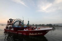 Lunes 12 de diciembre del 2016. Chiapa de Corzo. Los lancheros de los servicios turísticos del malecón de la ciudad de Chiapa de Corzo, realizan la peregrinación de lanchas en las aguas del rio Grijalva hacia la formación rocosa llamada la Cueva de Colore