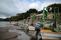 20231122. Chiapa de Corzo. Niveles bajos del rio Grijalva en el Malecón Turístico.