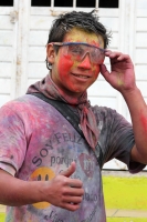 Martes 4 de marzo del 2014. San Fernando, Chiapas. Las Pebles son grupos de jóvenes que irrumpen con las festividades del Carnaval Zoque en la comunidad San Fernando, armados con bolsas de pintura, botellas de agua encalada y huevos convierten esta locali Martes 4 de marzo del 2014. San Fernando, Chiapas. Las Pebles son grupos de jóvenes que irrumpen con las festividades del Carnaval Zoque en la comunidad San Fernando, armados con bolsas de pintura, botellas de agua encalada y huevos convierten esta locali