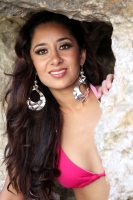 Domingo 26 de agosto del 2012. San Cristóbal de las Casas, Chiapas. Laura Pineda. La modelo chiapaneca porta la corona de Miss Earth Chiapas 2012 y se prepara para participar en el concurso donde se elegira la representante nacional en la ciudad de Merida Domingo 26 de agosto del 2012. San Cristóbal de las Casas, Chiapas. Laura Pineda. La modelo chiapaneca porta la corona de Miss Earth Chiapas 2012 y se prepara para participar en el concurso donde se elegira la representante nacional en la ciudad de Merida